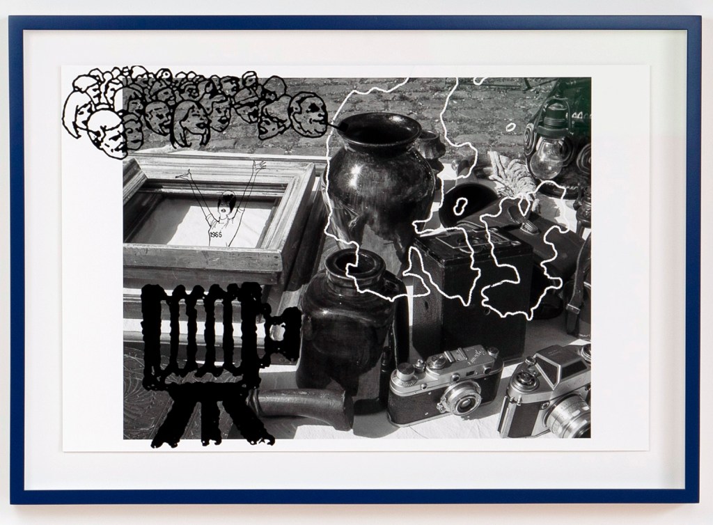 Ève Cadieux, Clique, 2021.
Impression jet d’encre sur papier chiffon Photo Rag,
36,8 x 55,9 cm (format papier).
Édition : 5
﻿
